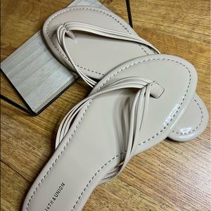 14th and union Dessie Flip Flops Sandals